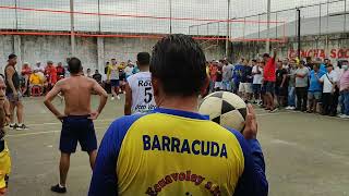 UN INSPIRADO LOCO POR EL VOLEY VS EL POLICÍA PARTIDAZO CON DRAMA AL FINAL ECUAVOLEY