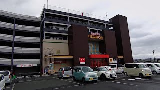 20211208  旧アピタ名張店　MEGAドン・キホーテUNY 名張店でランチタイム　XTU S3　中華アクションカメラ　手持ち撮影　名張市下比奈知字黒田　フードコート　まつりちゃんキッチン