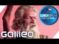 Inder hält 38 Jahre lang den Arm in die Luft | Galileo Lunch Break