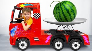 sasha play with minnie toy cafe