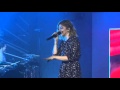 Louane - Jeune (J'ai Envie) @ Lyon, Halle Tony Garnier 14.04.2016