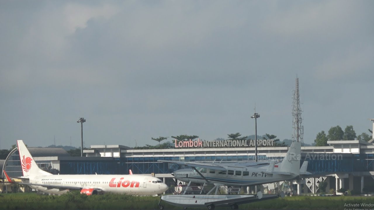 Live Record Nonton Pesawat Landing Take Off Di International Lombok
