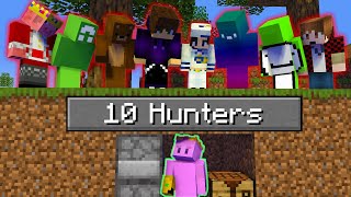 Minecraft Speedrunner VS 10 Hardcore Hunters