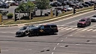 Delaware: Delaware State Police Officer T-Bones Blind & Deaf Driver While Running Code
