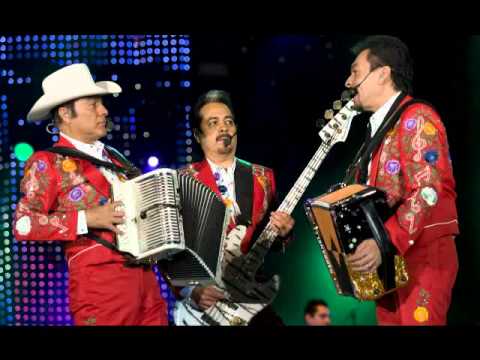 Pedro Y Pablo__Los Tigres Del Norte En San Jose California USA En Vivo ...