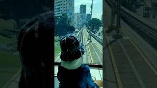 Train In Singapore / シンガポールの電車 / Naik LRT Di Singapura