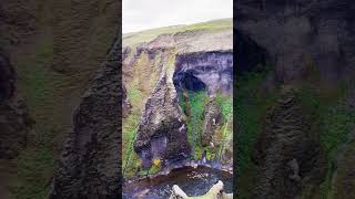 Fjaðrárgljúfur Canyon #iceland #canyon