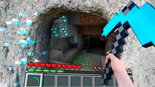 Minecraft Real Life POV - THE RICHEST Minecraft CAVE - Realistic Texture Pack