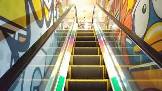 ドンキホーテ新宿店昇りエスカレーター編集編　don quixote　Shinjuku Escalator HITACHI