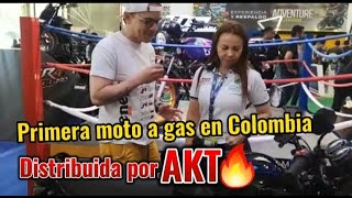 PRIMERA Motocicleta a GAS y GASOLINA en Colombia 🧨AKT NKD 125 HIBRIDA PRECIO Especificaciones