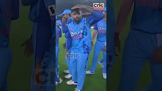 Suryakumar Yadav teasing Shubman Gill when Sara Tendulkar spotted in stadium | Ind vs Nz 3rd T20