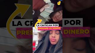 Critican a Yailin la más viral por presumir su dinero.