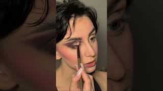 Тёмное и томное... #creativemakeup #врекомендации #makeup #short  #туториал #макияж  #tammytanuka