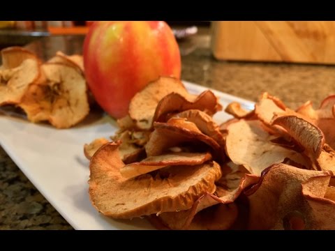 Super Healthy Homemade Apple Chips! Super Healthy Homemade Apple Chips!