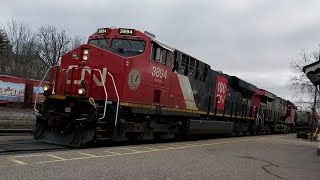 100 CN! CN 3894 AT WOODSTOCK (MAR 14/20)