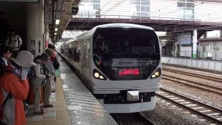 特急あずさ JR中央本線 八王子駅到着(Arrival of AZUSA at Hachioji Station on the JR Chuo Main Line)