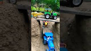 Zeeri par full trolley mitti ki bharte #John Deere #tractor #khetmein