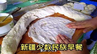 乌鲁木齐“老式油饼”30年老店10元一张饼，王炸居然是凉拌黑肺子