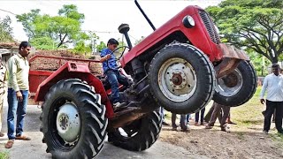 ऐसा खतरनाक स्टंट आपने नहीं देखा होगा ट्रैक्टर चालक ने किस तरह ट्रैक्टर को बाहर निकाला