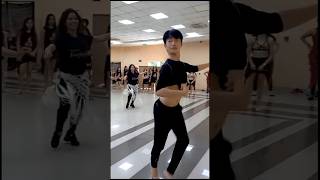 WONJOON AHN in Paraguay🇵🇾 | Bellydance | 벨리댄스 #dance #hipsdontlie