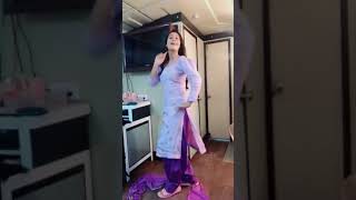 Girl Dance On Punjabi Song