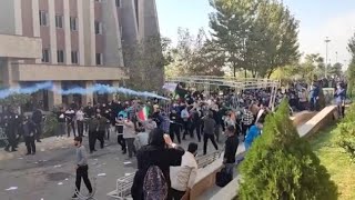 Iranians defy protest ultimatum despite crackdown