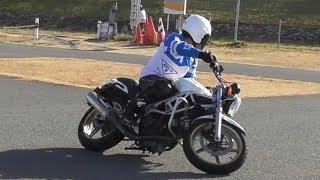 VTR250 二輪公園練　サカポンコース3