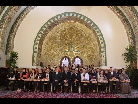 سلال يكرم المتفوقين الأوائل في شهادة البكالوريا 2014