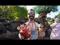 Disney's Animal Kingdom Has New Merch! | Timon Sipper & Pumbaa Popcorn Bucket