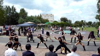 朝霞襲雷華撃団さん「蒼雪」／噴水前エントランス／アグリYOSAKOI2011