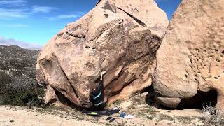 Roadside Yabo - Valley of the Moon Bouldering