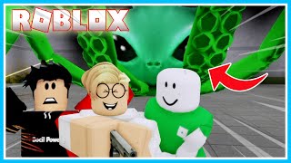 BANG CUPU MIKOCIL DAN MIKACIL NGINEP DI HOTEL TERSERAM ROBLOX!! ADA ALIEN?!