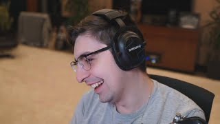 11 minutes of Shroud playing against other streamers in Apex Legends...