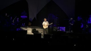 Ed Sheeran live (“Eyes Closed”) on 4/10 at Kings Theatre