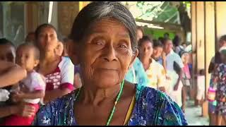 Mujeres indígenas Salvadoreñas nos hablan en Nahuat la lengua oficial de El Salvador raíces indígena