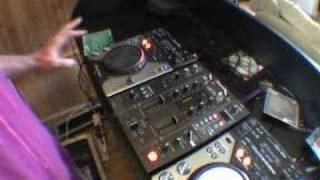 Video 3, The in loop samlper on the DJM-400 mixer.