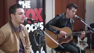 Arctic Monkeys - I Wanna Be Yours (Fox Uninvited Guest)