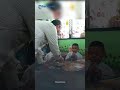 MOMEN HARU Bocah SD Hendak Bawa Pulang Makan Siang Gratis Demi Nenek yang Sakit