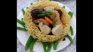 Mì xào giòn đồ biển - New York / Seafood Pan Fried Noodle