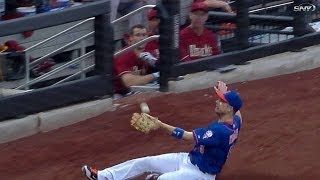 ARI@NYM: Wright makes a sliding grab in foul ground