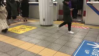 【動画遺産】都営三田線の旧型ホームドア 日比谷駅での稼働シーン