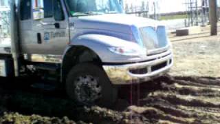 Hydraulic powered 4-wheel drive for heavy duty trucks - EZ Trac