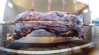 WHOLE BULL Roasted 24 Hours, Cut and Eaten on The Road ! Italian Crazy Food Experience. Street Food