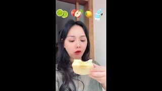 #吃表情包 #美食 #长快手VLOG  ￼ 一到半夜就肚子饿 😫😫 @小陈爱吃海鲜(O705006650) @快手热点(O40300129) @快手粉条(O40300047) @快手创作者中心(