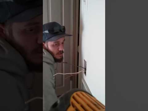 Installing a plug, outlet, receptacle, while hot, power on. No shock. DIY electrical lesson Installing a plug, outlet, receptacle, while hot, power on. No shock. DIY electrical lesson
