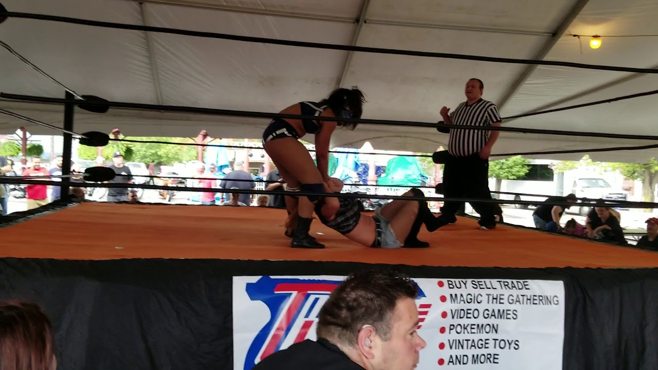 Jessie Belle Smothers Vs Holidead FTC Ironton Ohio Rumble At The Ralley ...