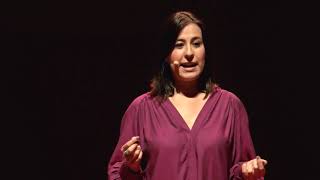 Consumismo: um estilo de vida ultrapassado | Rafaela Garcia | TEDxBarraDaTijuca