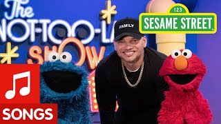 Kane Brown Sings About Sports! | The Not-Too-Late Show with Elmo