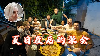 内耗？不存在的！一场夏日农家聚会，征服了德国女孩的心和味蕾！🍍 Delicious Dongbei Country Feast