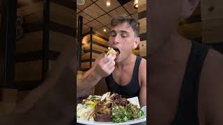 how arabs eat food